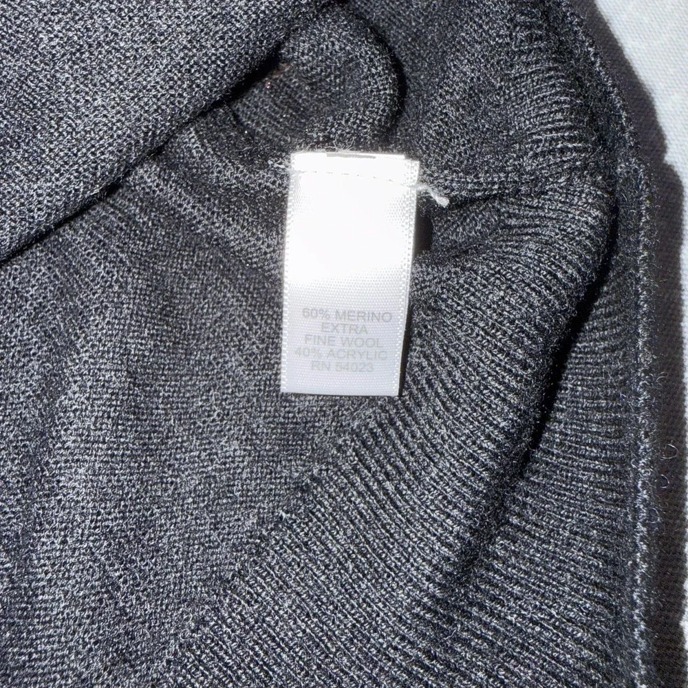 Banana Republic Sweater Mens XL Gray Brown Striped Merino Wool V Neck Knit